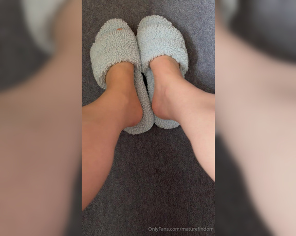 Mature Findom aka Maturefindom OnlyFans - Fucking you over with My nude pantyhose and expensive slippers  1