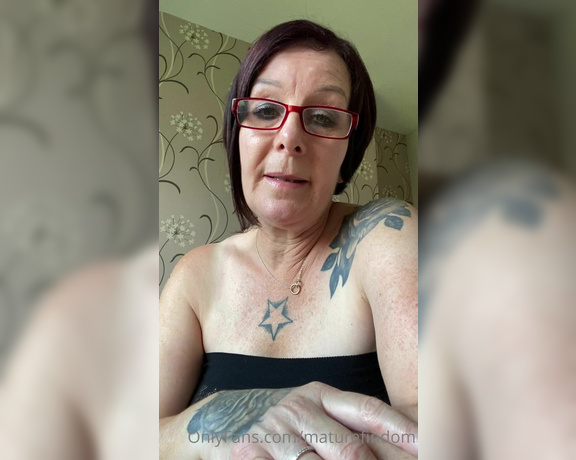 Mature Findom aka Maturefindom OnlyFans - Morning bitches ( clip )