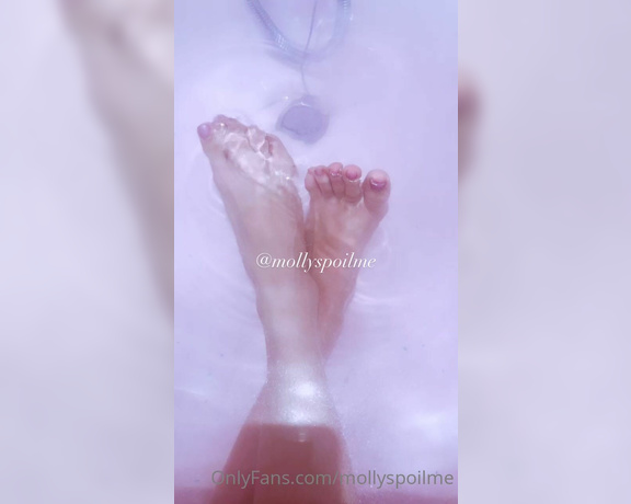 Mollyspoilme aka Mollyspoilme OnlyFans - My perfect feet
