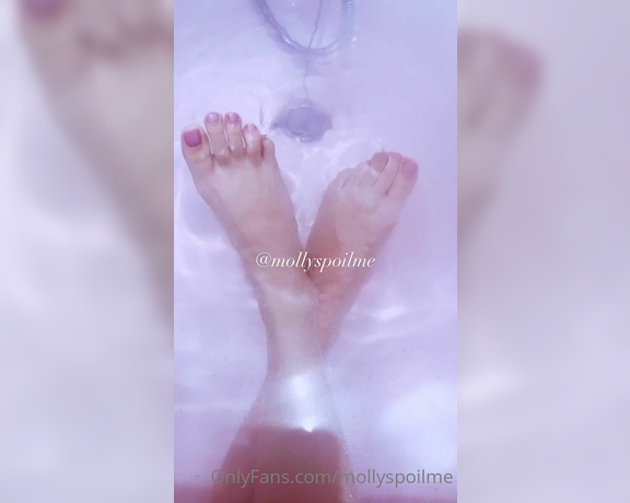 Mollyspoilme aka Mollyspoilme OnlyFans - My perfect feet
