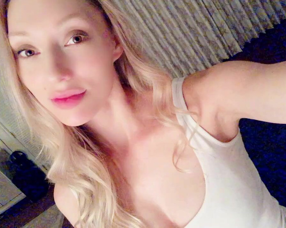 Princess Rene aka Worshiprene OnlyFans Video 561