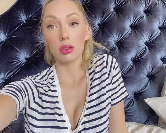 Princess Rene aka Worshiprene OnlyFans - PSA!