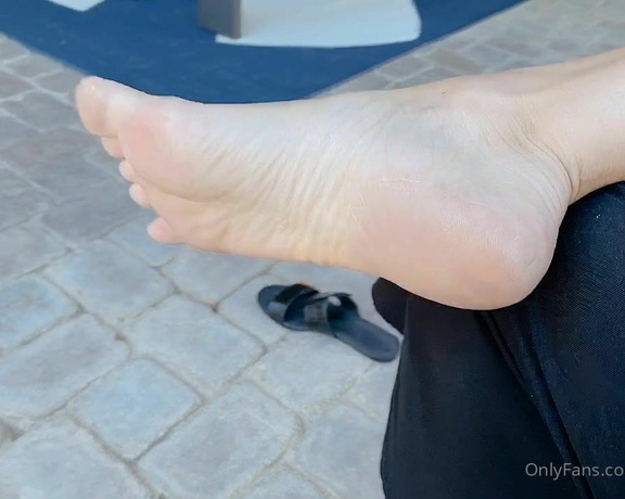 Princess Rene aka Worshiprene OnlyFans - In desperate need of a pedicure