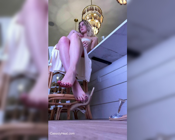 Cassidy Heat Feet aka Cassidyheatfeet OnlyFans - POV I see you at the bar and I purposely tease you when I see you looking at my feet