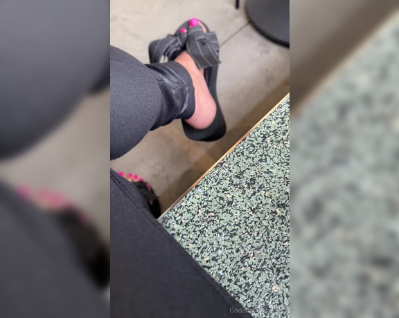 Goddess PussyFoot aka U186296307 OnlyFans - I went out for pizza and shopping with my mom in my super wedge platform flip flops Of course I’m 3