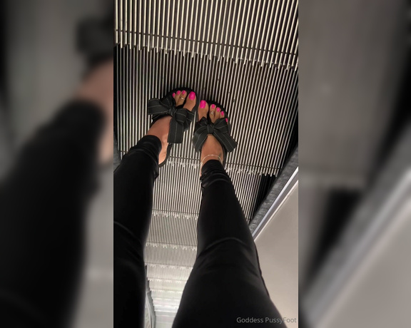 Goddess PussyFoot aka U186296307 OnlyFans - I went out for pizza and shopping with my mom in my super wedge platform flip flops Of course I’m 4