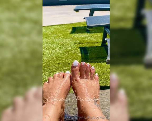 Goddess PussyFoot aka U186296307 OnlyFans - Summer time is here bitches!!!! Squirt guns and lots of sun and toes out 1