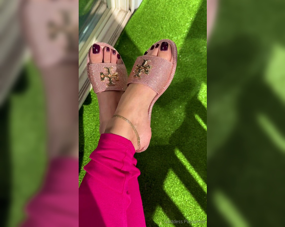 Goddess PussyFoot aka U186296307 OnlyFans - I’m so obsessed with these Tory’s 1