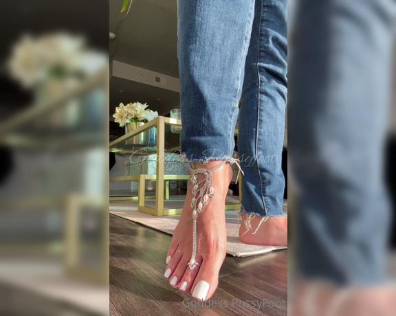 Goddess PussyFoot aka U186296307 OnlyFans - Sunset sole and toes with gorgeous jewelry Get lost in my perfection