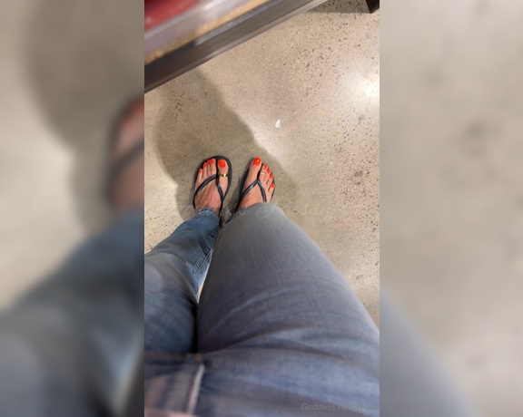 Goddess PussyFoot aka U186296307 OnlyFans - Follow my sneaky feet to the grocery store I tease you in the aisle and almost get caught! What