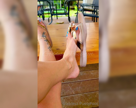 Goddess PussyFoot aka U186296307 OnlyFans - Dangle dangle dangle