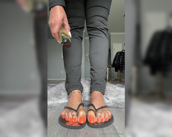 Goddess PussyFoot aka U186296307 OnlyFans - Late night joi teaser with juicy orange toes There is a 45 min video available