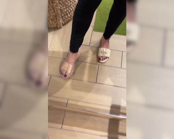 Goddess PussyFoot aka U186296307 OnlyFans - Which Tory Burch sandals do you think I got