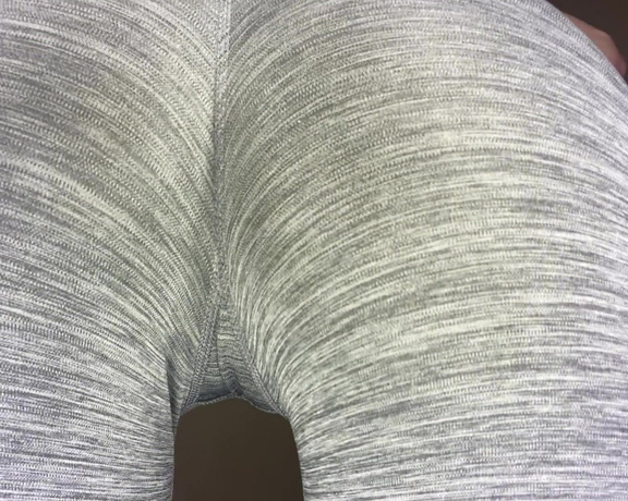 Karina Kalashnikova aka Mistresskarina OnlyFans - Yoga pants ass worship & edging contest!!!