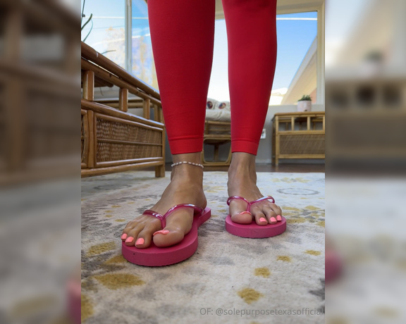 Sole Purpose Texas aka Solepurposetexasofficial OnlyFans - Little flip flop walk for