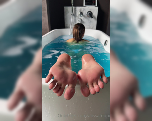 Alissafootsd aka Alissafootsd OnlyFans - Imagine have a bath with