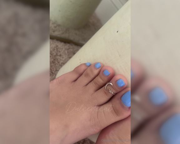 Dulcedecat aka Dulcedecat OnlyFans - Look it’s new toe ringsss