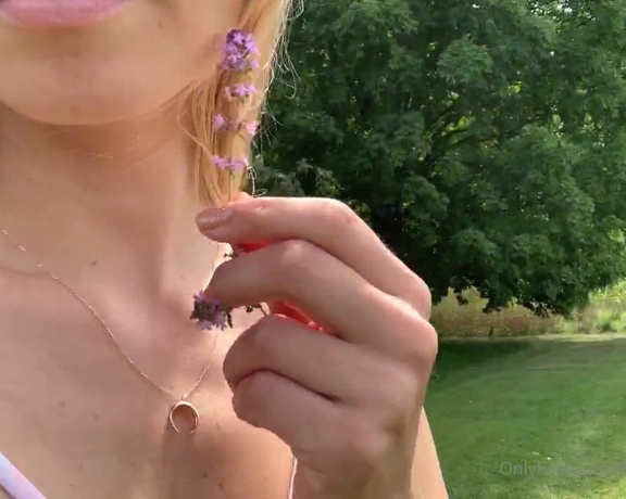 Goddess Christine aka Findomchristine OnlyFans - You pay while I frolic in fields wearing bikinis