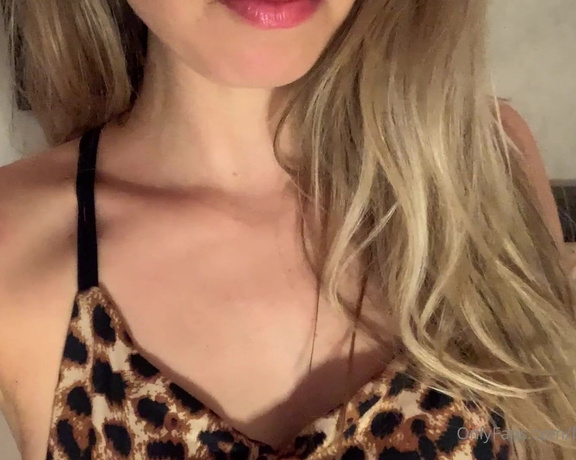 Goddess Christine aka Findomchristine OnlyFans - 3 min Clip of a drain Made him pay for my concert tickets