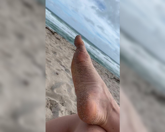 Goddess Christine aka Findomchristine OnlyFans - Lick up every little grain on sand