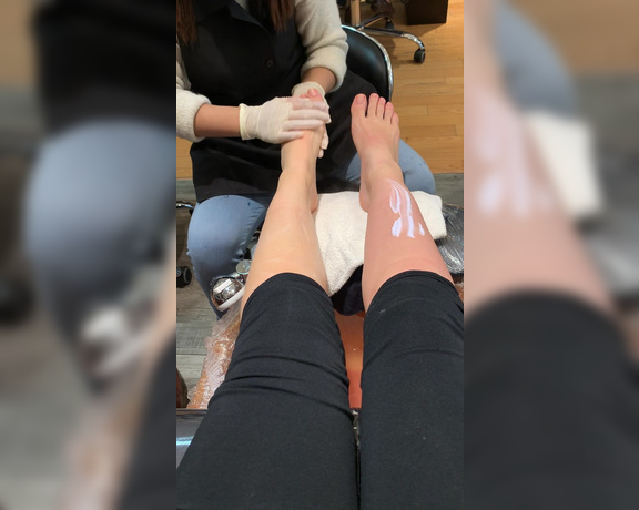 Goddess Christine aka Findomchristine OnlyFans - Mmm Naked toe foot massage