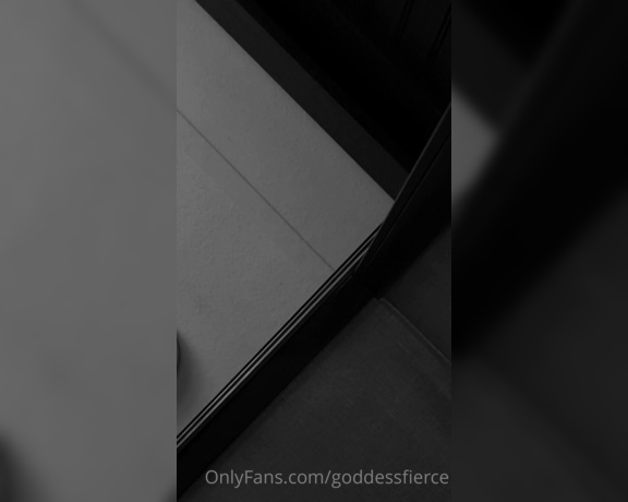 Goddess Fierce aka Goddessfierce OnlyFans - Listen to me play with myself as I think about you worshipping fucking my feet