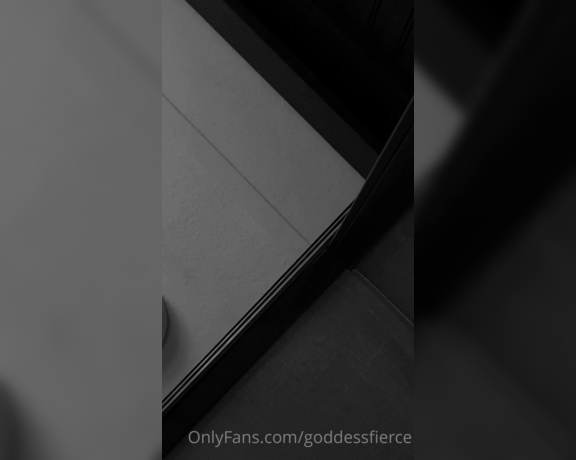 Goddess Fierce aka Goddessfierce OnlyFans - Listen to me play with myself as I think about you worshipping fucking my feet