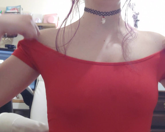 LilRedVelvet aka Lilredvelvet OnlyFans - Happy new years eve heres a cum vid in my fav outfit