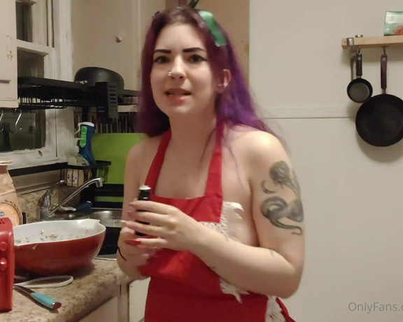 LilRedVelvet aka Lilredvelvet OnlyFans - I bake christmas cookies in a panty and apron only! lots of flashing and story telling i also share