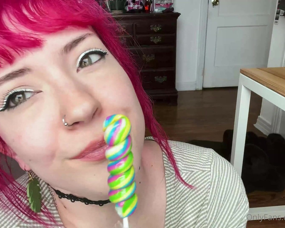 LilRedVelvet aka Lilredvelvet OnlyFans - Oral fixation lollipop licking