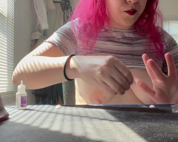 LilRedVelvet aka Lilredvelvet OnlyFans - Doing my nails topless, boob bouncing