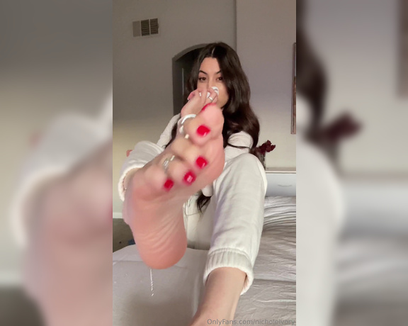 Nichole_Ivory aka Nicholeivory OnlyFans - I know you want more of my feet sock removal and bare soles