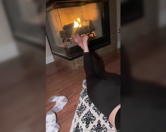 Nichole_Ivory aka Nicholeivory OnlyFans - The Pose by the fire