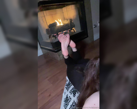 Nichole_Ivory aka Nicholeivory OnlyFans - The Pose by the fire