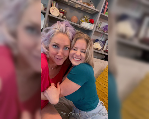 Taylor Raz aka Taylorraz OnlyFans - A peak into my delightful day with @anabellepync !!! 6