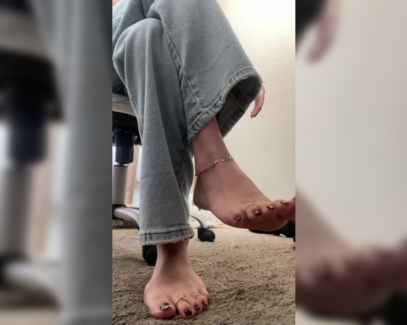 Nichole_Ivory aka Nicholeivory OnlyFans - POV under my desk watching my feet  you dirty foot perv