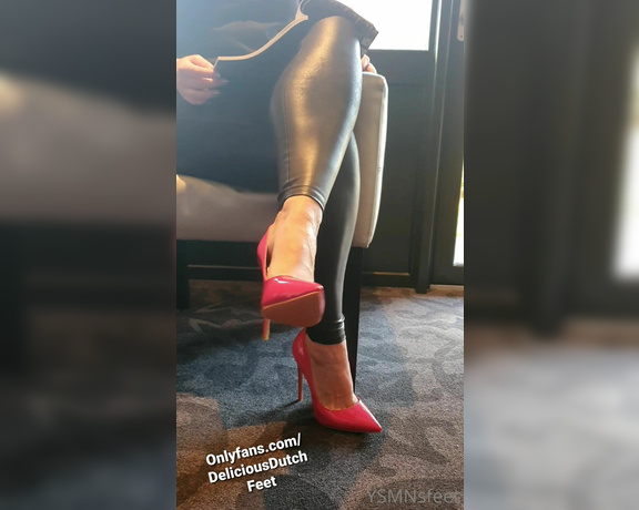 Deliciousdutchfeet aka Deliciousdutchfeet OnlyFans - ONLINE TOMORROW! JOI instructions while dangling my new pink heels