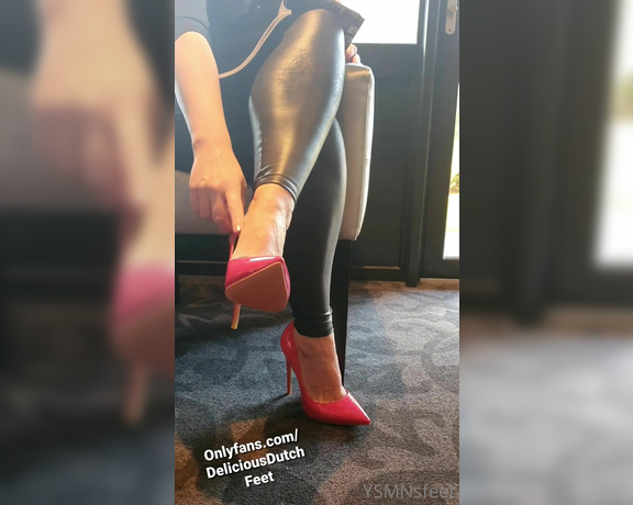 Deliciousdutchfeet aka Deliciousdutchfeet OnlyFans - ONLINE TOMORROW! JOI instructions while dangling my new pink heels