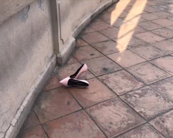 Deliciousdutchfeet aka Deliciousdutchfeet OnlyFans - Teasing in Nice, France (2019)