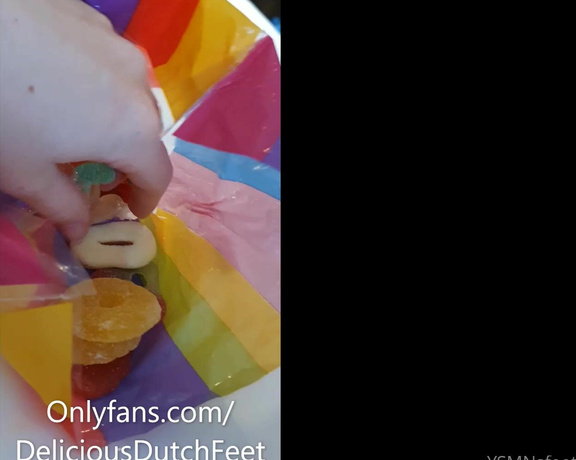 Deliciousdutchfeet aka Deliciousdutchfeet OnlyFans - Mm, my toes are sweet like candy! Candy and toes what a dangerous combination hihih Full 2 min video