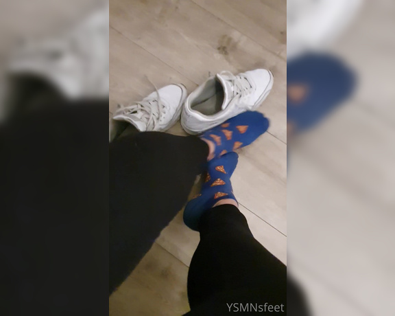 Deliciousdutchfeet aka Deliciousdutchfeet OnlyFans - MOISTY SWEATY SOCKS straight from the moisty smelly NIKES AIRMAX 90 Love to have a sniff Dont
