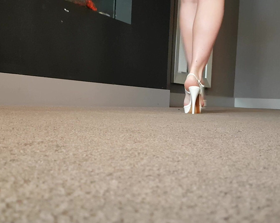 Deliciousdutchfeet aka Deliciousdutchfeet OnlyFans - My Viktor & Rolf Heels, love them What do you think ps the last video is for the CRUSHING lover 1