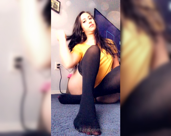 Jenelle Jcakes aka Jcakess OnlyFans - More yummy thigh highs… 1