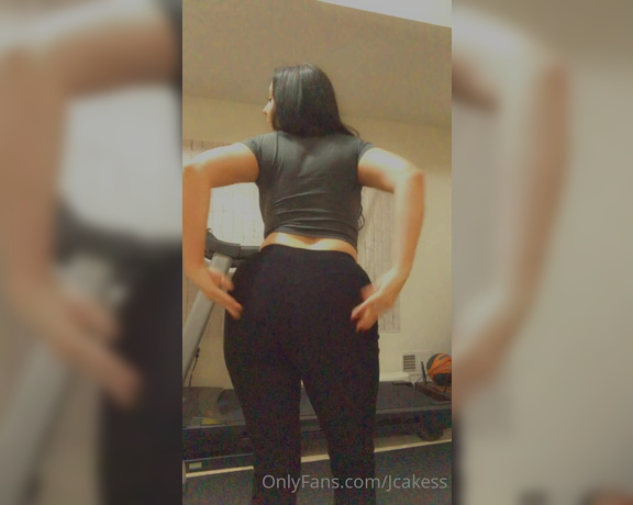 Jenelle Jcakes aka Jcakess OnlyFans - Quick tease before I go to the mall