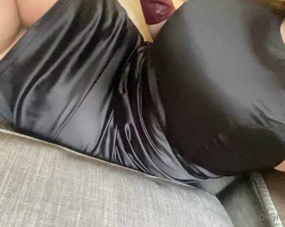 Miss Harriet aka Redtoes Onlyfans - Coffee Nylon’s Part 2 12