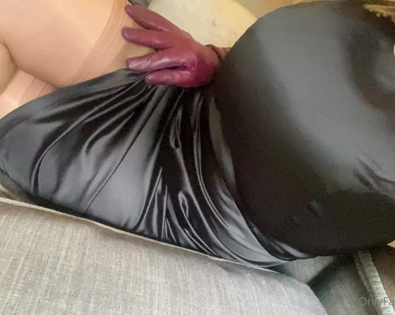 Miss Harriet aka Redtoes Onlyfans - Coffee Nylon’s Part 2 12