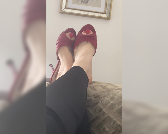 Miss Harriet aka Redtoes Onlyfans - Relaxing in my Red mules on my sofa