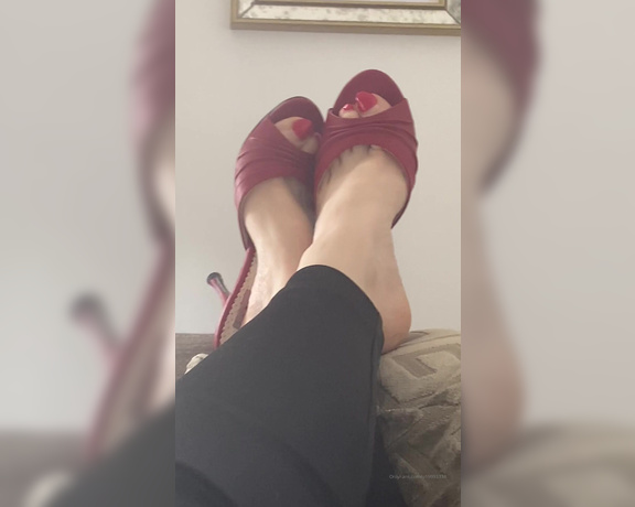 Miss Harriet aka Redtoes Onlyfans - Relaxing in my Red mules on my sofa