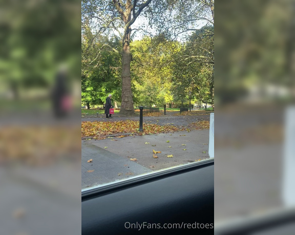 Miss Harriet aka Redtoes Onlyfans - Beautiful autumnal afternoon in London 2