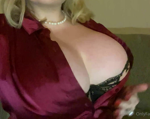 Miss Harriet aka Redtoes Onlyfans - Thursday Night Antics Part 2 12